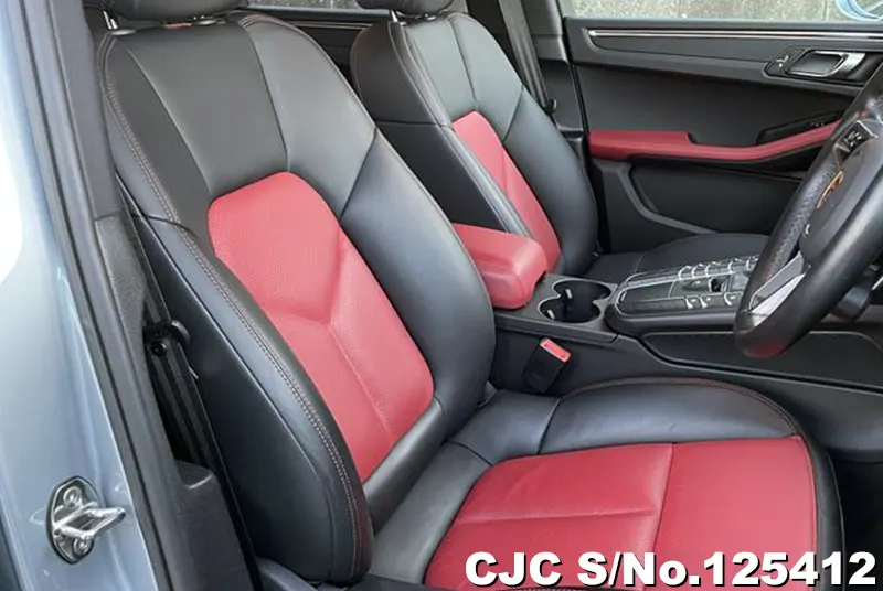 Porsche Macan in Silver for Sale Image 5