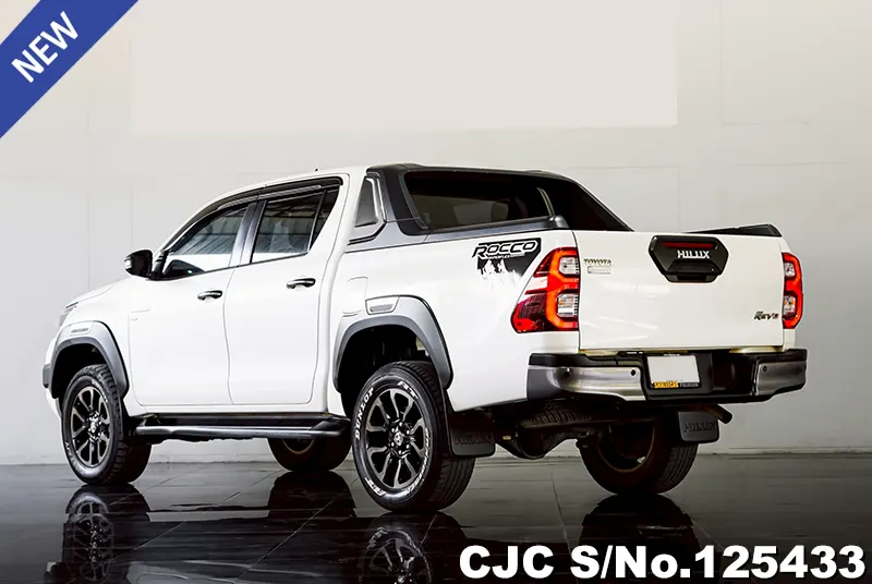 Toyota Hilux in White for Sale Image 1