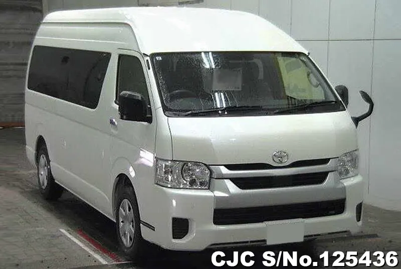 Toyota / Hiace 2025