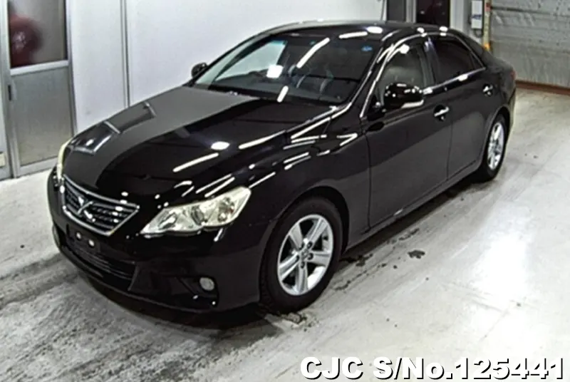 Toyota Mark X in Black for Sale Image 3