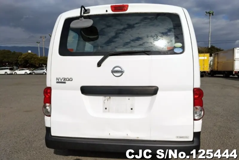 Nissan NV200 in White for Sale Image 4