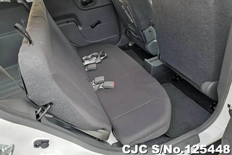 2016 Nissan / AD Van Stock No. 125448