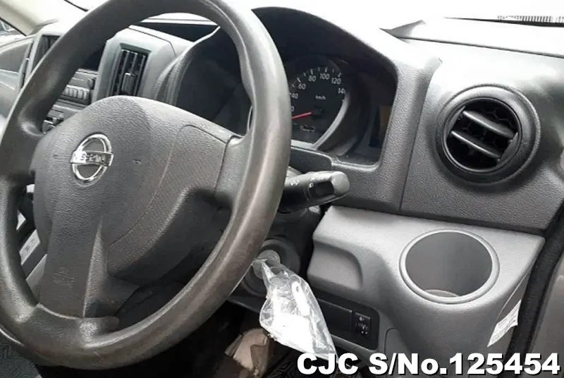 Nissan NV200 in Gray for Sale Image 7