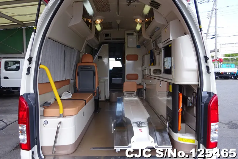 2016 Toyota / Hiace Stock No. 125465