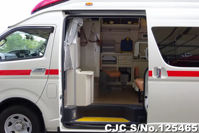 2016 Toyota / Hiace Stock No. 125465