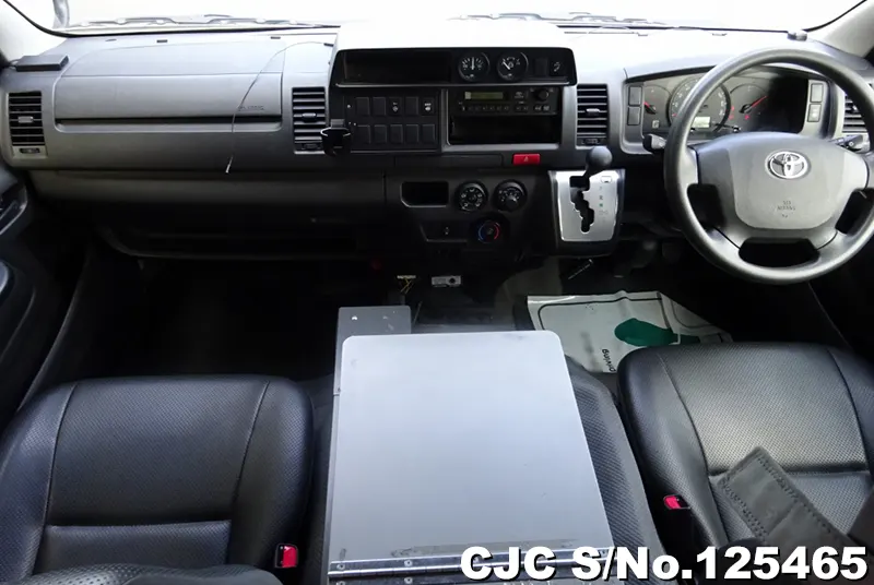 2016 Toyota / Hiace Stock No. 125465