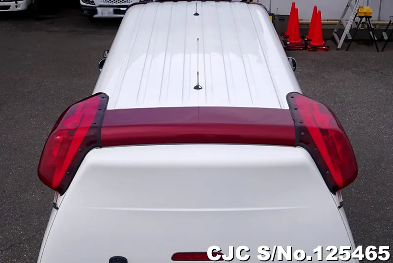 2016 Toyota / Hiace Stock No. 125465