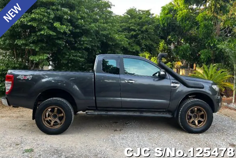 Ford Ranger in Gray for Sale Image 3