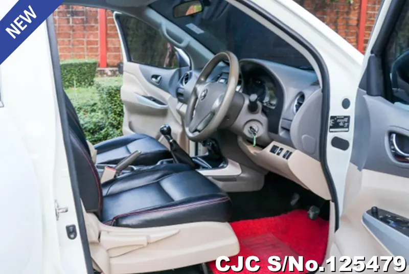 Nissan Navara in White for Sale Image 6