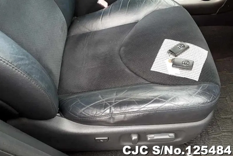 Toyota Vanguard in Black for Sale Image 7