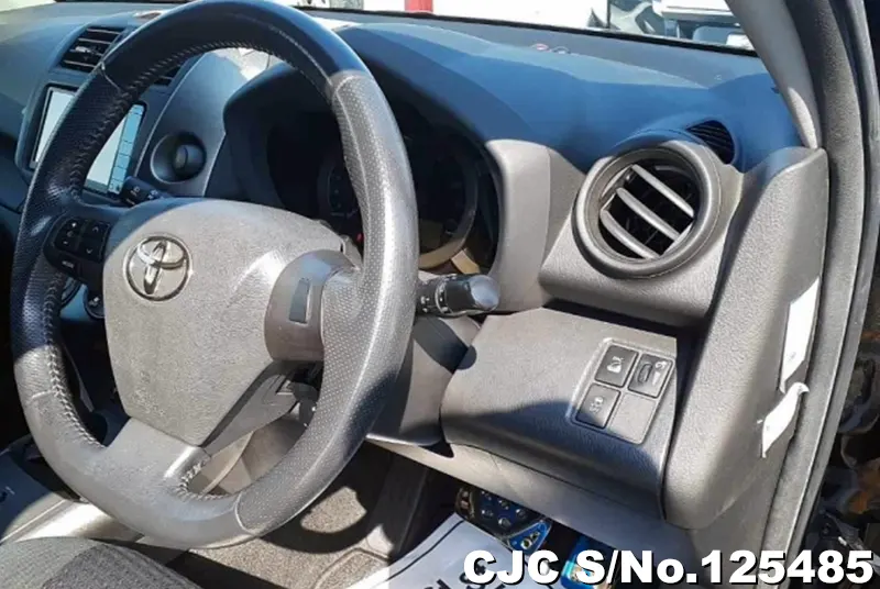Toyota Vanguard in Black for Sale Image 6