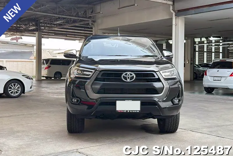 Toyota Hilux in Black for Sale Image 4