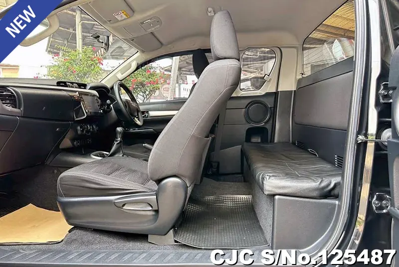Toyota Hilux in Black for Sale Image 12