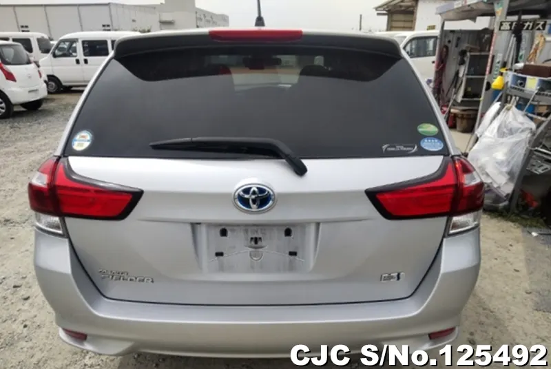 Toyota Corolla Fielder in Silver for Sale Image 5