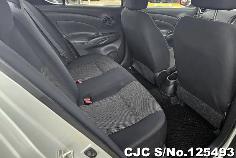 Nissan Tiida Latio in Silver for Sale Image 6