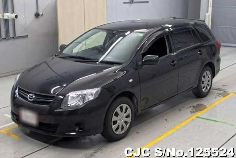 Toyota Corolla Fielder in Black for Sale Image 3