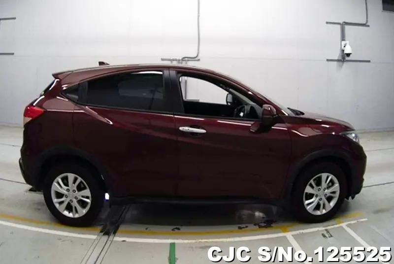Honda Vezel in Wine for Sale Image 4