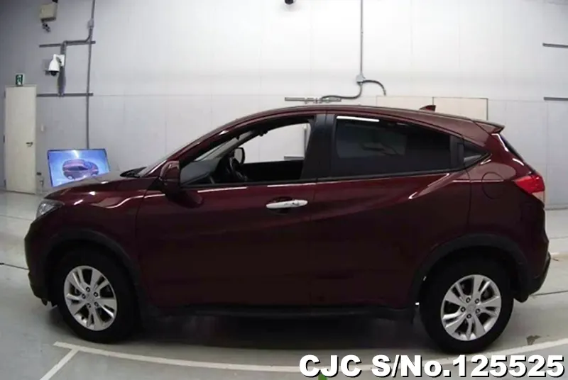 Honda Vezel in Wine for Sale Image 5