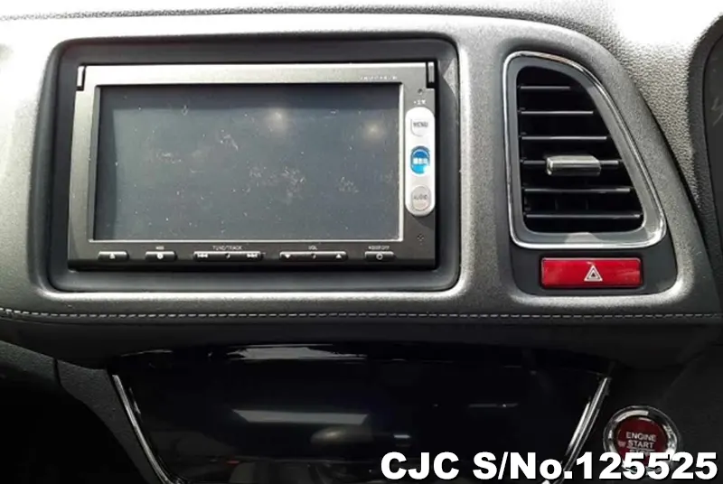 Honda Vezel in Wine for Sale Image 9