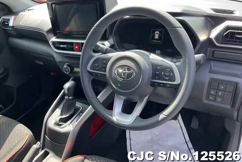Toyota Raize in White for Sale Image 5