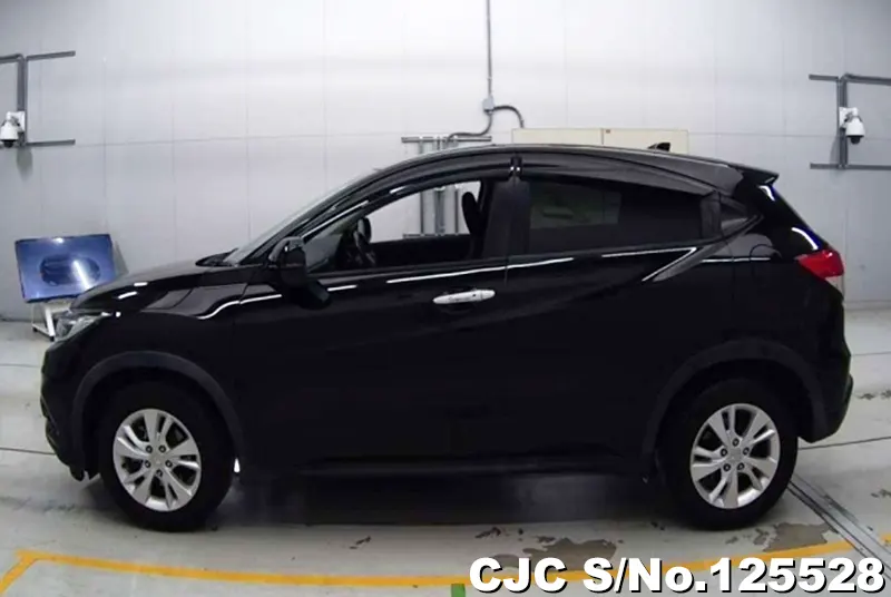 Honda Vezel in Black for Sale Image 5