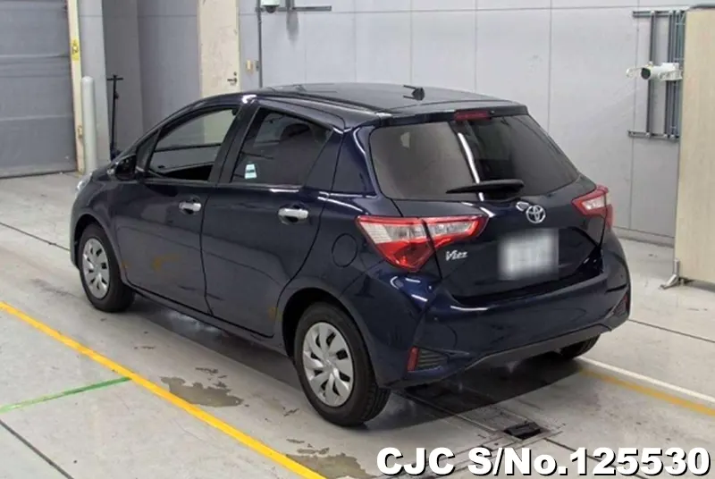 Toyota Vitz in Blue for Sale Image 1