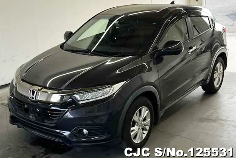 Honda Vezel in Gray for Sale Image 3