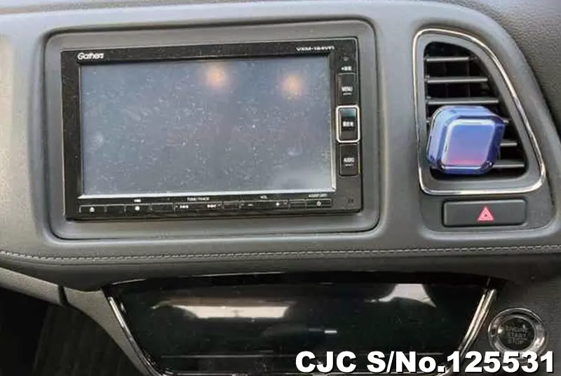 Honda Vezel in Gray for Sale Image 8