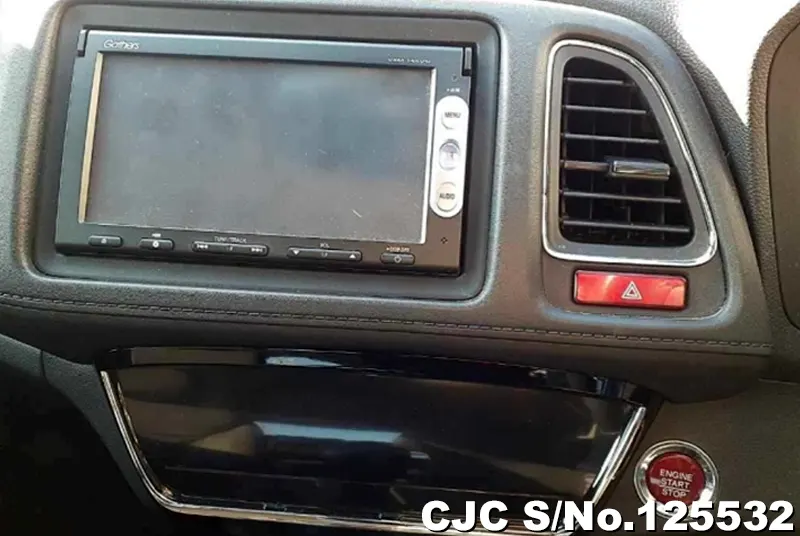 Honda Vezel in Wine for Sale Image 9