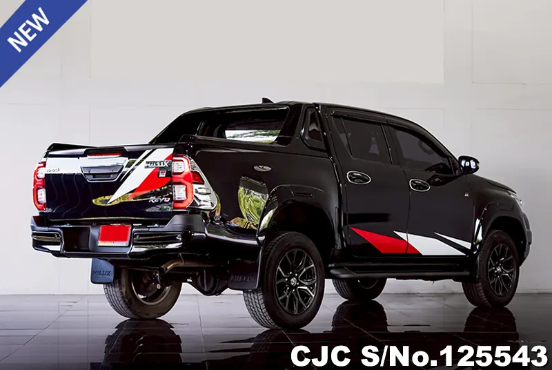 Toyota Hilux in Black for Sale Image 2