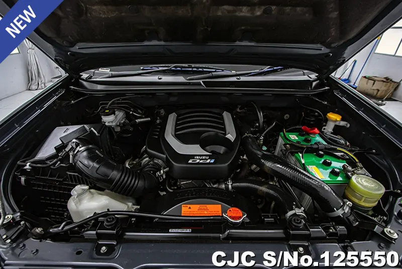 Isuzu D-Max in Black for Sale Image 10