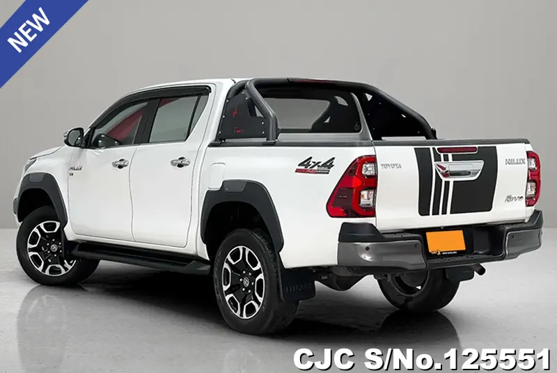 Toyota Hilux in White for Sale Image 1