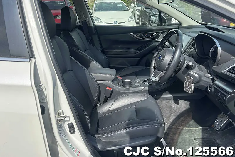 Subaru Impreza G4 in White for Sale Image 10