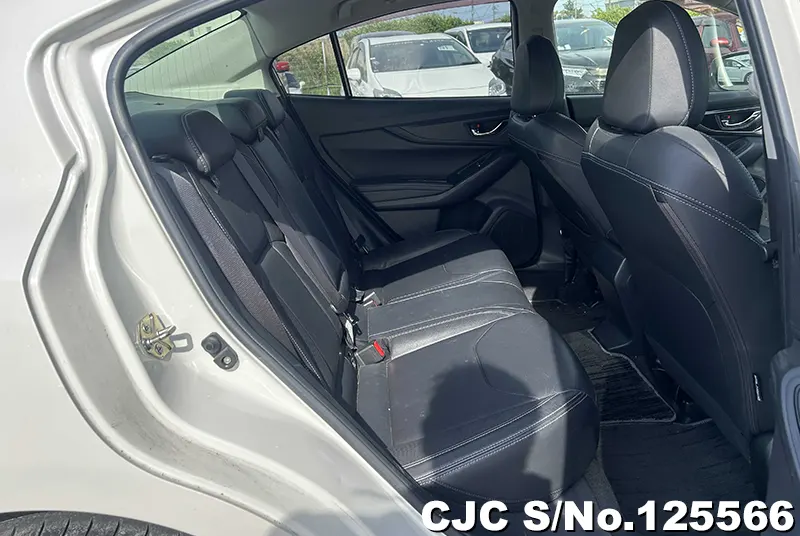 Subaru Impreza G4 in White for Sale Image 11
