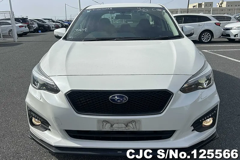 Subaru Impreza G4 in White for Sale Image 4