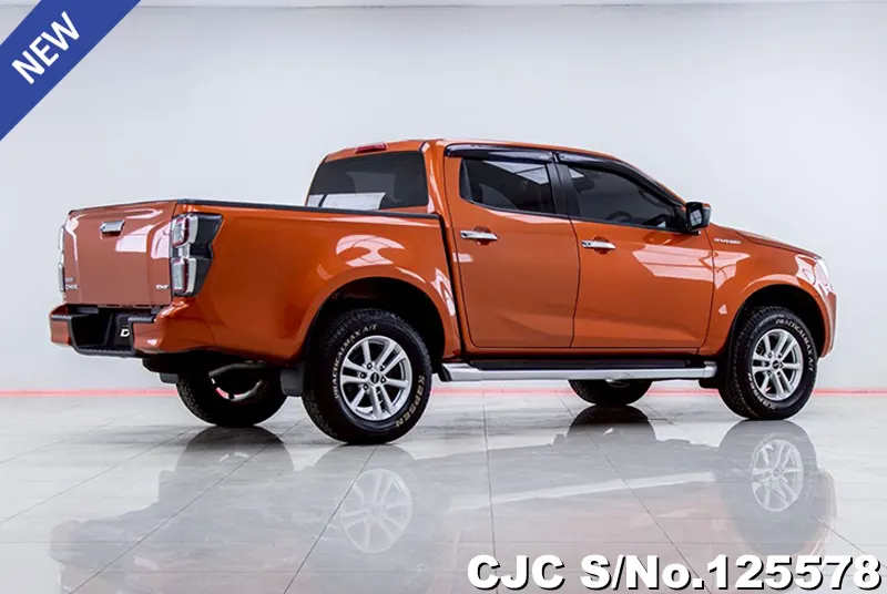 Isuzu D-Max in Orange for Sale Image 1