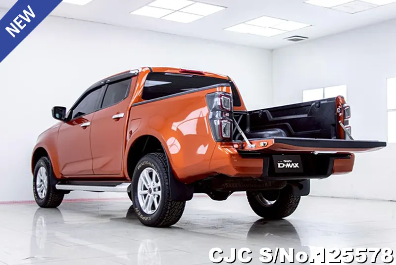 Isuzu D-Max in Orange for Sale Image 4