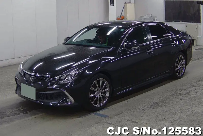 Toyota Mark X in Black for Sale Image 3