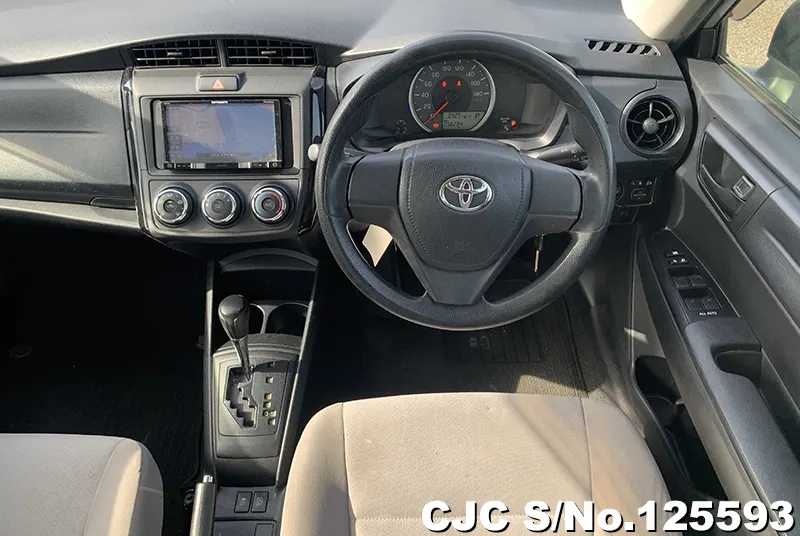 Toyota Corolla Axio in Silver for Sale Image 9