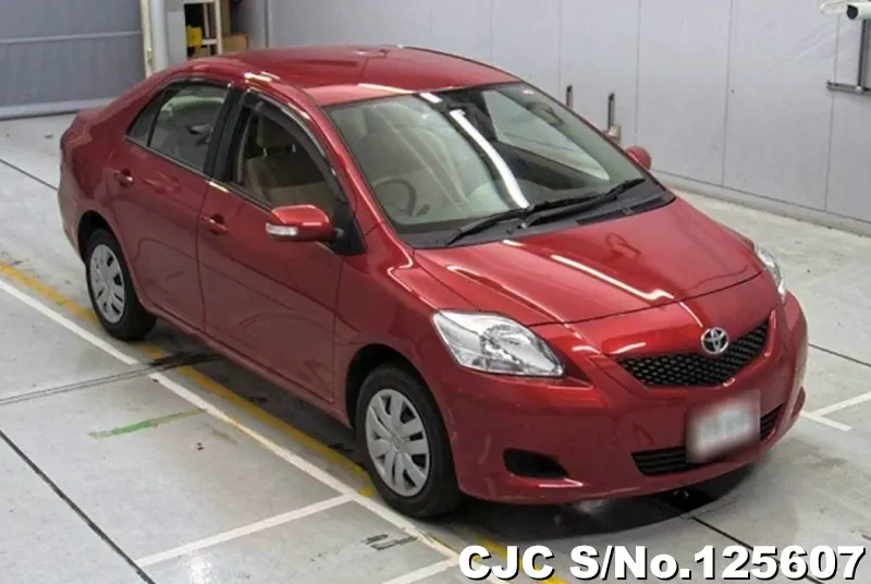 Toyota / Belta 2010