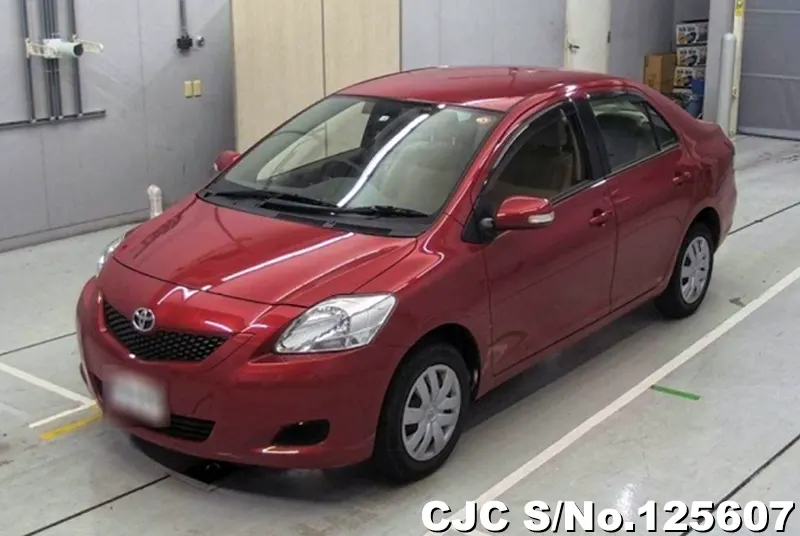 Toyota Belta in Red for Sale Image 3