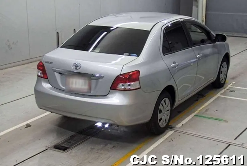 Toyota Belta in Silver for Sale Image 2