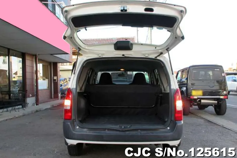 Toyota Probox in Silver for Sale Image 5