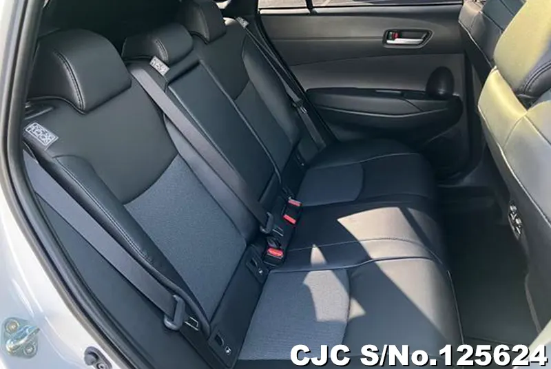Toyota Corolla Cross in Pearl for Sale Image 7