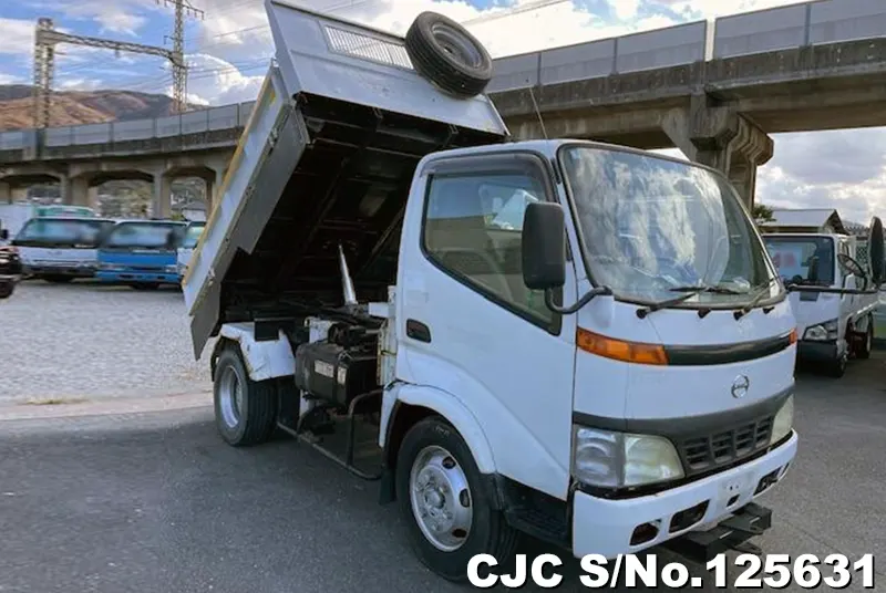 Hino / Dutro 2005