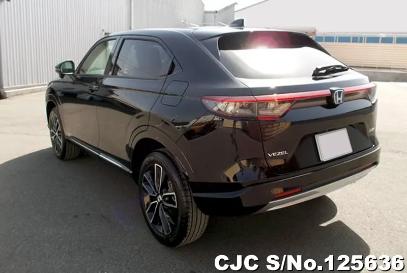 Honda Vezel in Black for Sale Image 1
