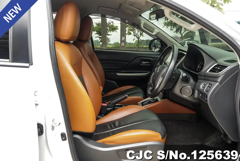 Mitsubishi Triton in White for Sale Image 7
