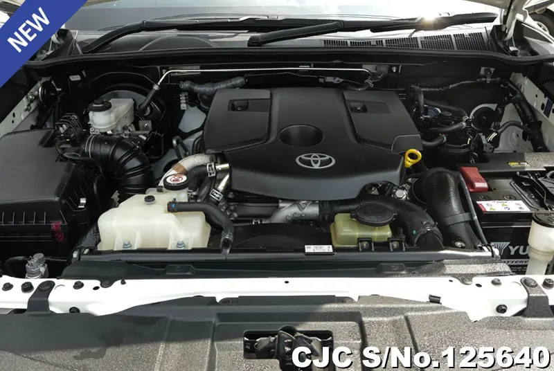 Toyota Fortuner in White for Sale Image 16