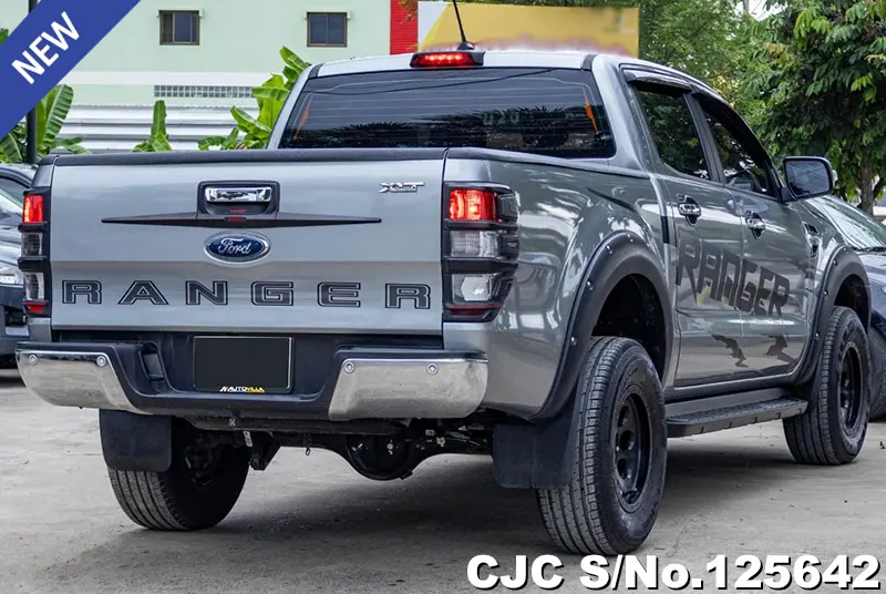 Ford Ranger in Gray for Sale Image 2