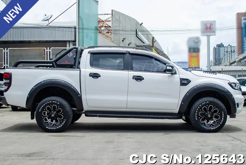 Ford Ranger in White for Sale Image 6